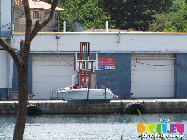 SX27553 Boat lifted from Port-Vendres Harbour